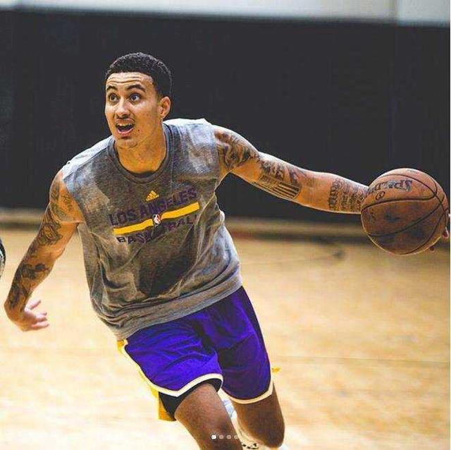 恩佐：很自豪能赢得世界杯，梅西是有史以来最伟大的球员（恩佐：捧起世界杯倍感自豪，梅西是历史最伟大球员）