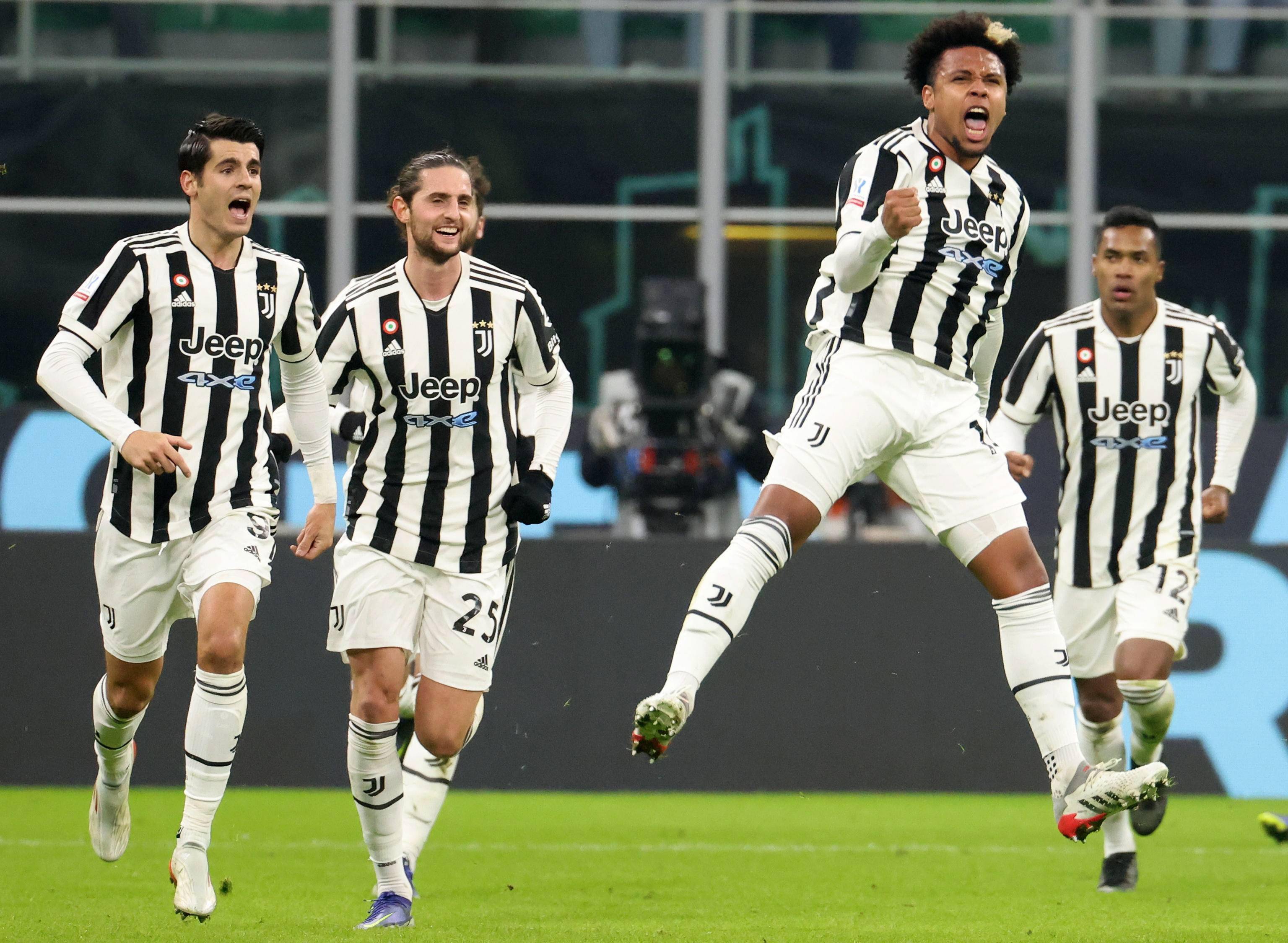 世体：巴萨已提交1B许可所需文件，预计对阿拉维斯时回诺坎普（世体：巴萨已递交1B许可文件，战阿拉维斯有望重返诺坎普）