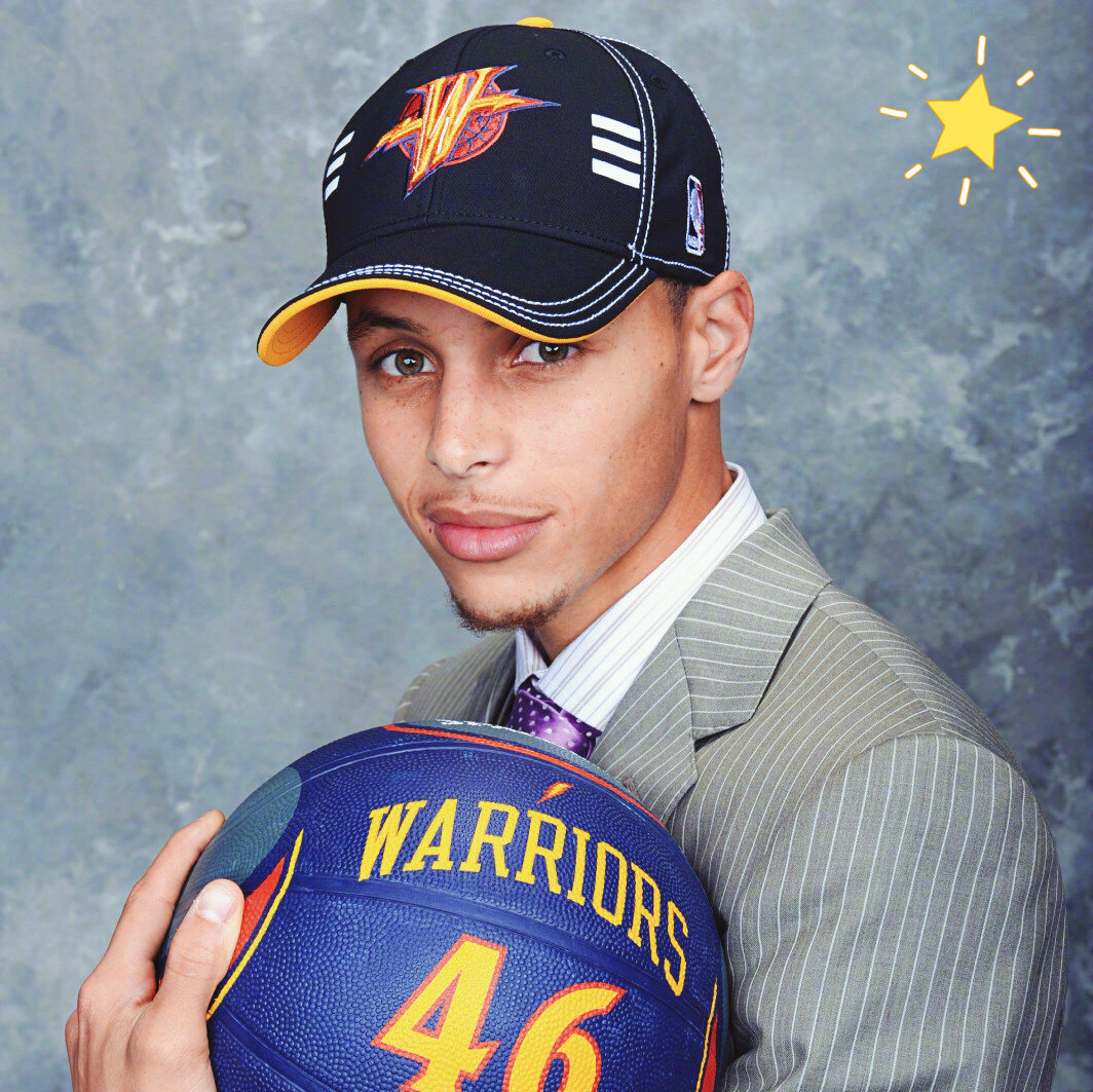 詹姆斯谈湖人防守：我们必须快速回防，限制对手的突破（詹姆斯：湖人须快速退防，遏制对手突破）