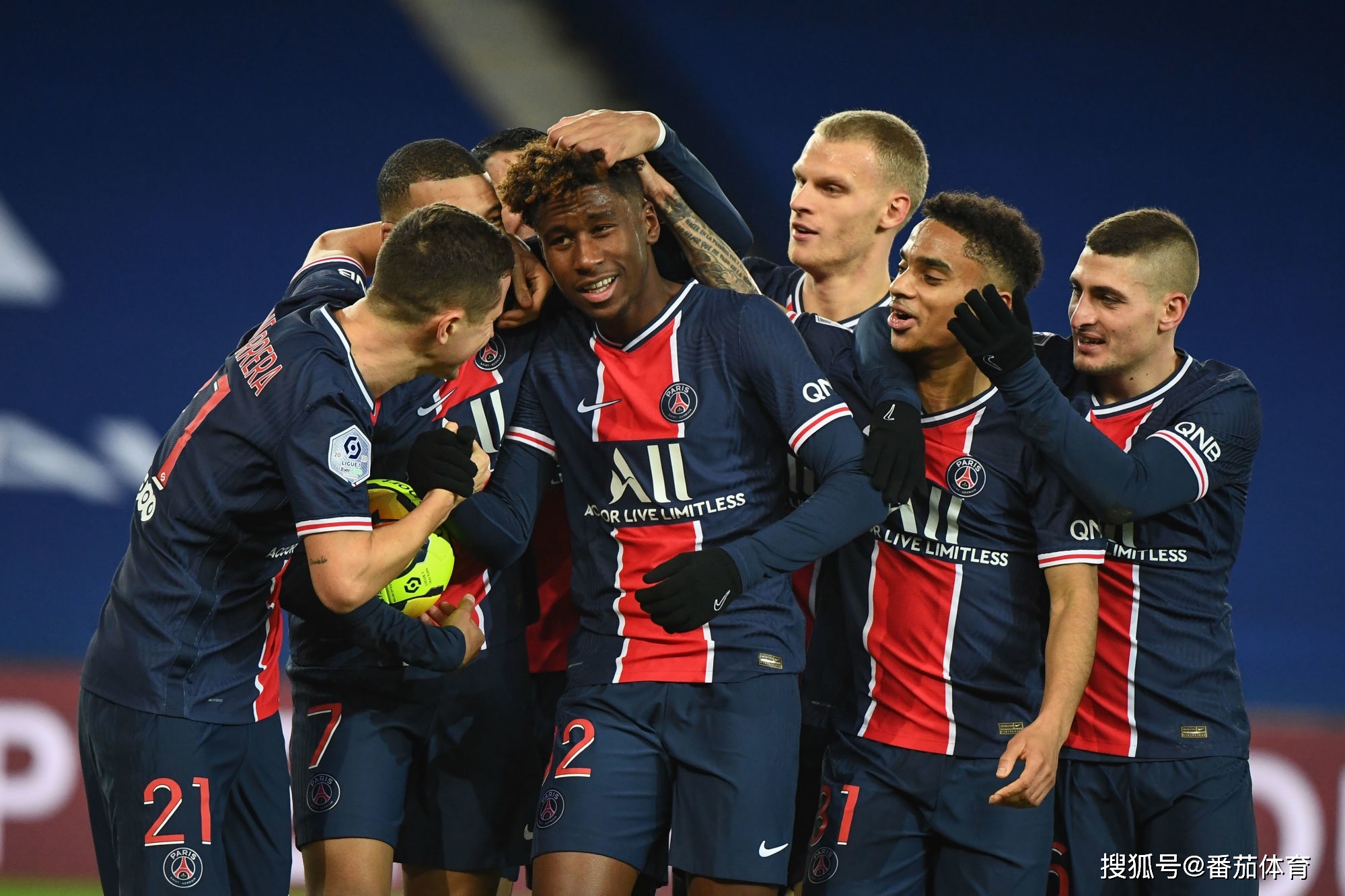 西甲报告：毕尔巴鄂竞技部分球迷多次辱骂维尼修斯和阿森西奥（西甲通报：毕尔巴鄂竞技部分球迷屡次辱骂维尼修斯与阿森西奥）