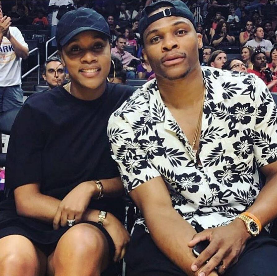 科瓦奇：布兰特和萨比策已归队参加训练，想用胜利为今年收官（科瓦奇：布兰特与萨比策已回归训练，力争以胜利结束今年）