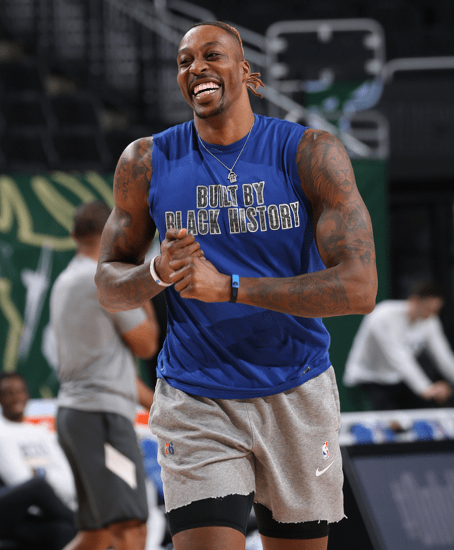 意媒：曼联只想纯租借梅努，球员本人愿意以此方式前往意甲（意媒称曼联仅愿外租梅努，球员同意以租加盟意甲）