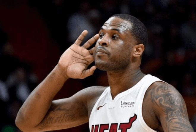 掘金vs爵士前瞻：约基奇场均三双优势大，马尔卡宁出战成疑（掘金战爵士前瞻：约基奇三双加持优势明显，马尔卡宁出战成疑）