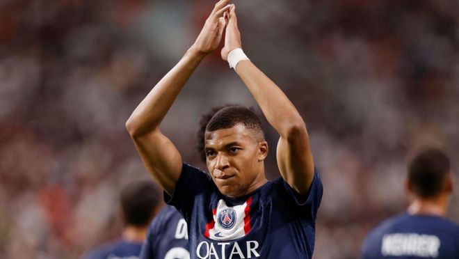 国足友谊赛战胜韩国展现新阵容（中国男足友谊赛击败韩国 新阵容亮相）