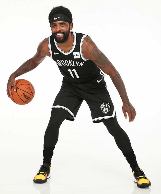 杨瀚森8+4+3 开拓者不敌雷霆；湖人险胜爵士（杨瀚森砍下8分4板3助，开拓者负雷霆，湖人险胜爵士）