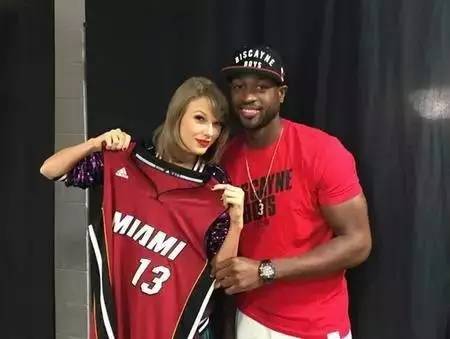 TA：阿森纳本赛季如走钢丝般惊险前行，但他们很少犯错（TA：阿森纳本季如履薄冰，却极少出错）