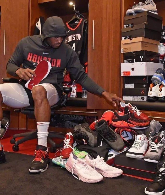 中后卫如何提升头球能力？（中后卫头球能力提升指南）