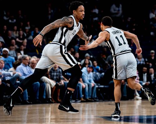 足球中超主帅否认下课传闻：全力以赴（中超主帅辟谣下课传闻：将尽全力带队）