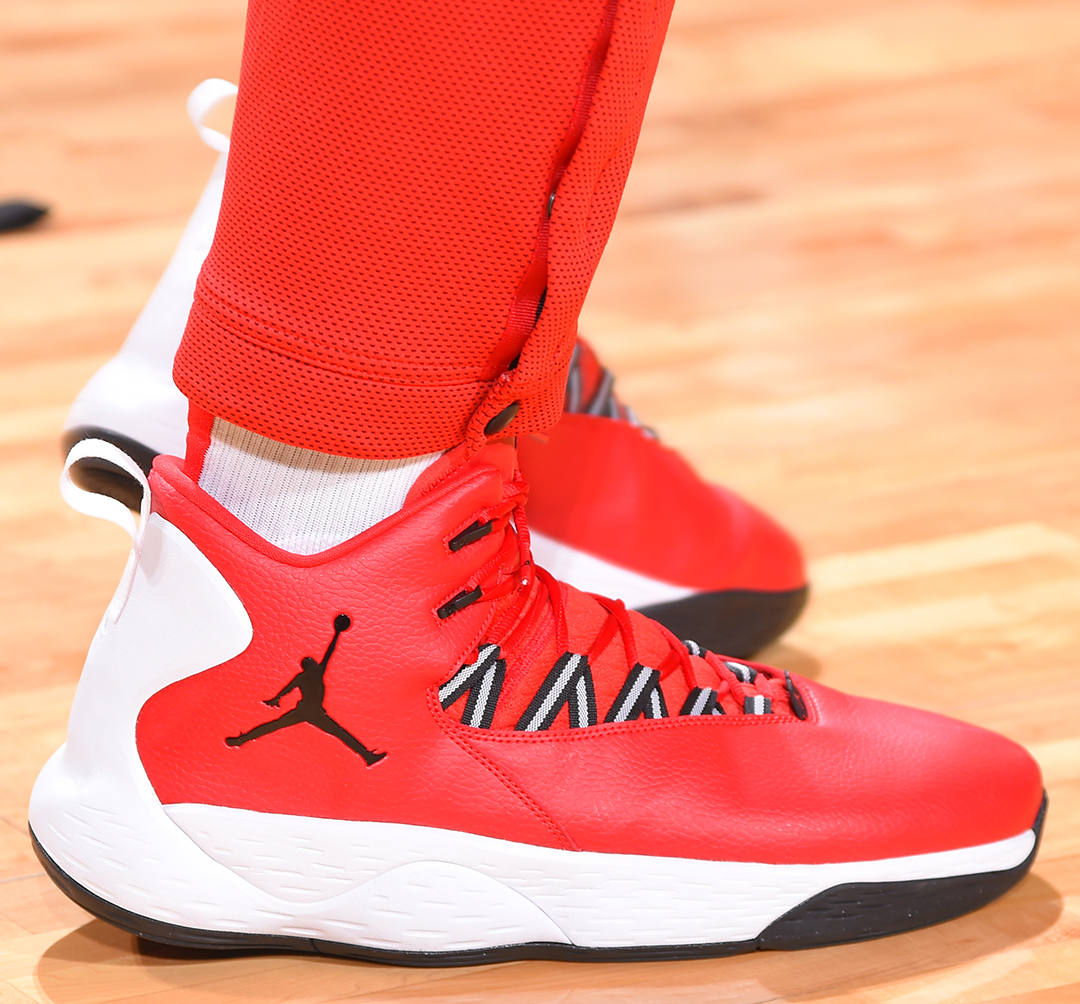 回顾2006年NBA总决赛：热火夺冠之路（重温2006年NBA总决赛：迈阿密热火登顶之路）